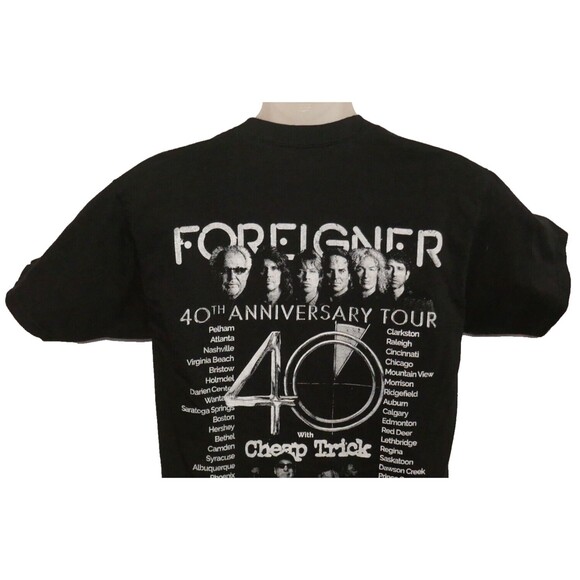Foreigner Cheap Trick 40th Anniversary 2017 Tour Small T-Shirt - Picture 6 of 12